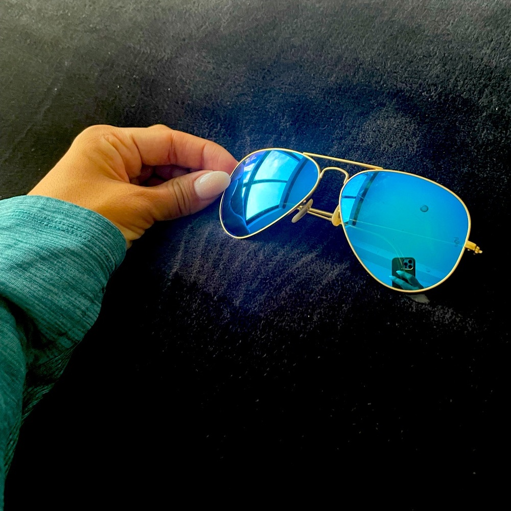 Classic rayban aviators